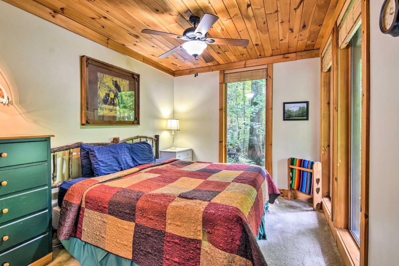 Robbinsville Cabin With Deck 3 Mi To Fontana Lake! المظهر الخارجي الصورة